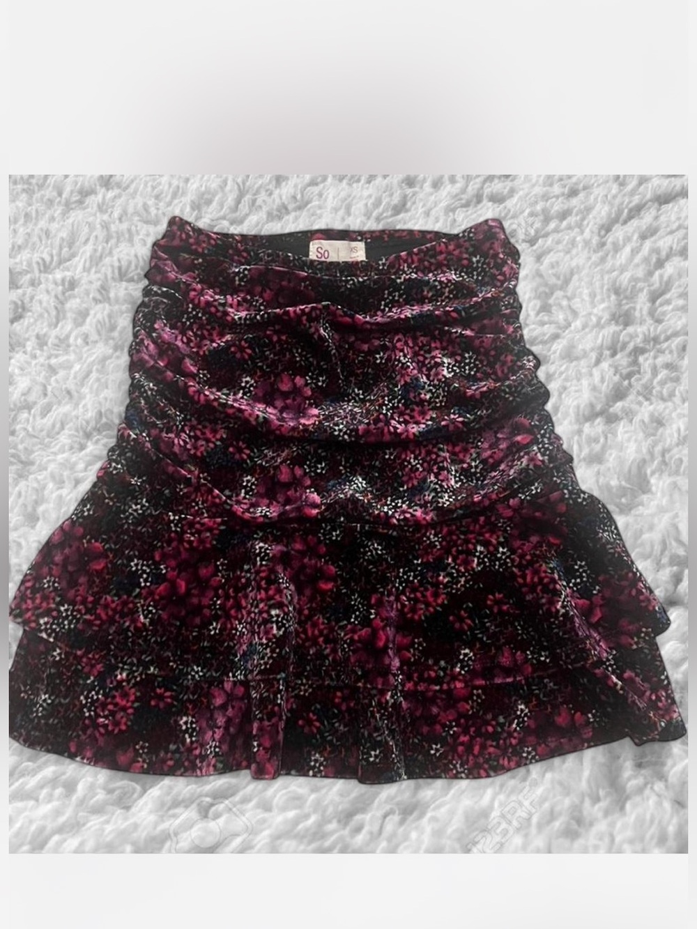 SO Floral Velvet Ruffled Mini Skirt in Burgundy and Pink
